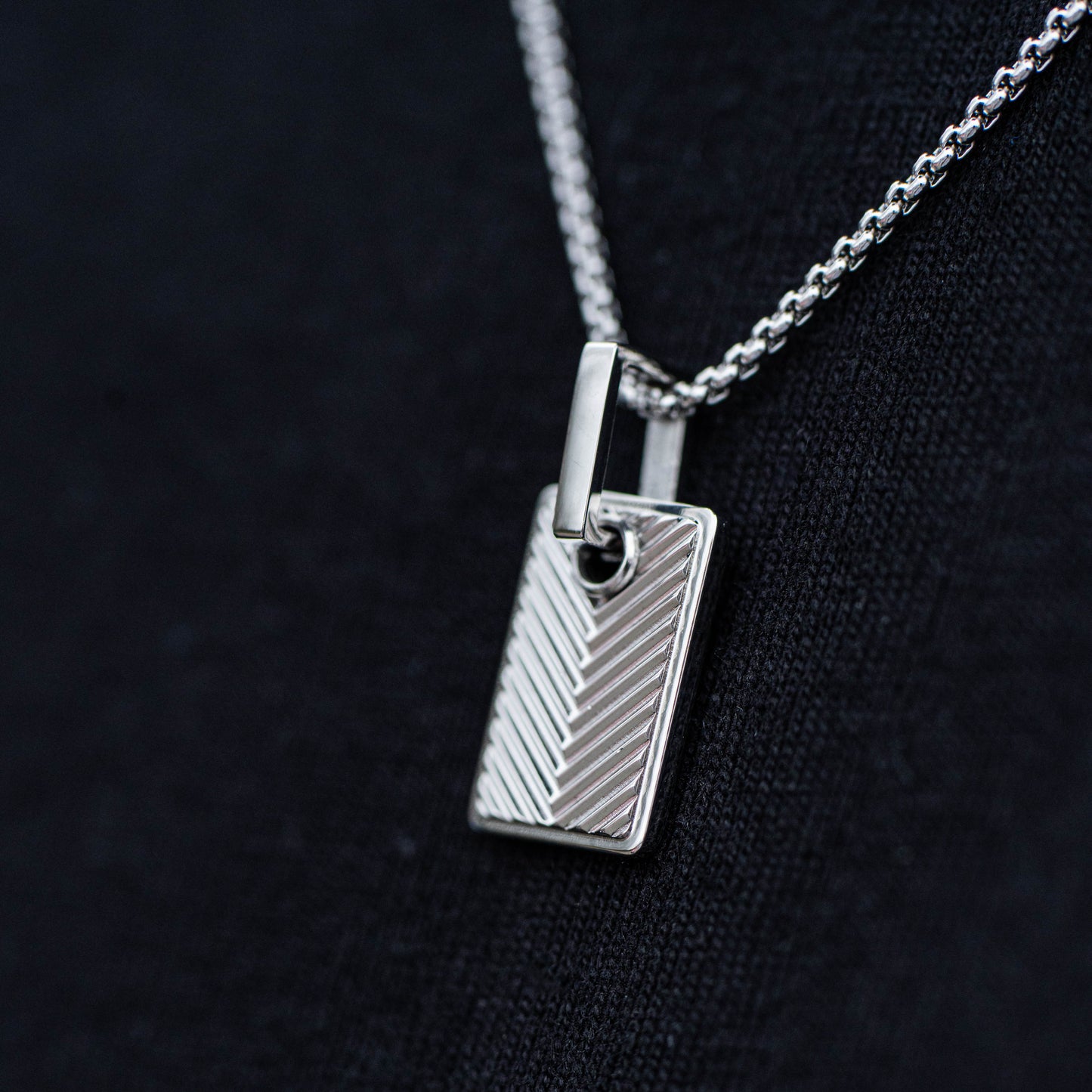 Chevron Pendant Square - Silver
